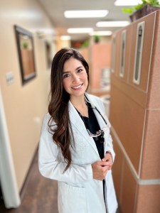 A photo of Dr. Karolina Rincon, DMD, MS